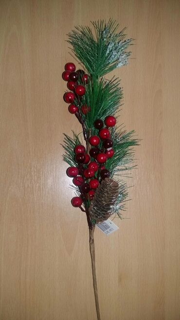 Yeni il oyuncaqları və bəzəkləri: Yeni il aksesuarlari satilir. Yeni il corablarizinqrovlu celengler — 11