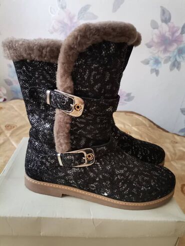 детская обувь б: Сапоги в хорошем состоянии