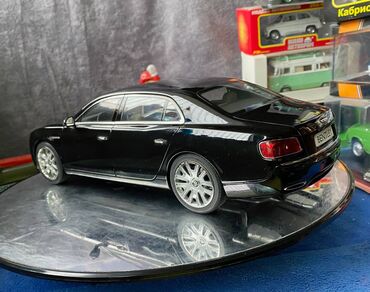 Avtomobil modelləri: Коллекционная модель Bentley Flying Spur W12 Diamond Black 2012 — 20