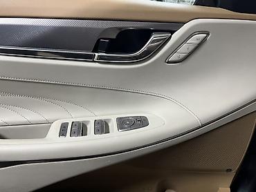 Солнцезащитные шторки и зонты: Ролл-шторка, Б/у — 9