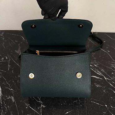 mona tašnice: Elegantna ženska torba sa ručkom - Model: strukturisana torba sa — 3