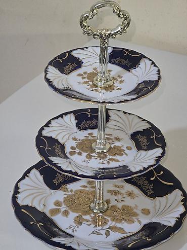 güllü tort: Tort və şiriniyyat qabı, rəng - Qızılı, Farfor — 3