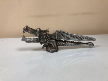 Sikkələr: 2 ci sekil. 10 manat 
3 ci sekil. 25 manat 
4 ci sekil. 30 manat — 5