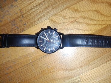 Qol saatları: 140 manata alınıb, təcili pula ehtiyac olduğu üçün 55 manata satılır — 9