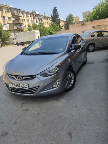 hyundai: Hyundai Elantra: 1.8 l | 2014 il Sedan