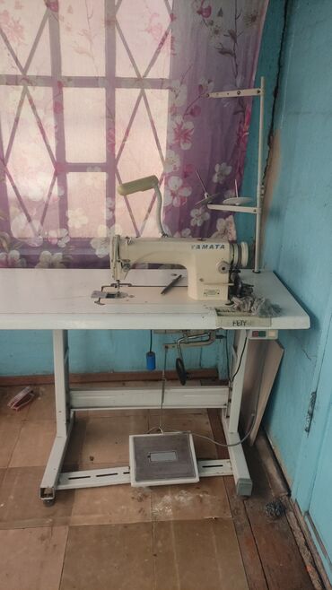 швейные станки: Швейная машина Yamata