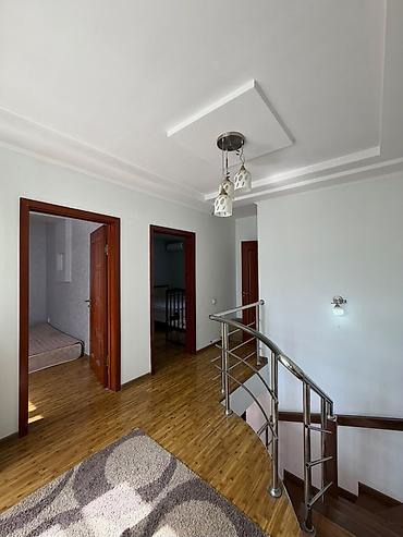 южные мкр: 4 комнаты, 149 м², 12 соток, Бишкек, 7 мкр Агентство недвижимости — 8