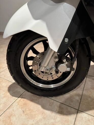 Mopedlər,skuterlər: - Moped tufan, 50 sm3, 2024 il, 2200 km