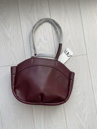 ремонт чемоданов рядом со мной: Сумка-тоут бордового цвета в стиле Zara