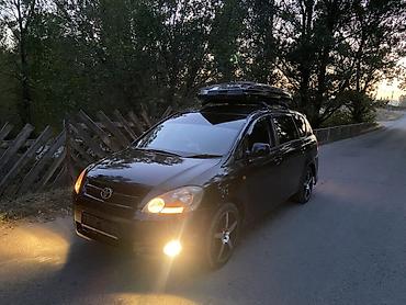 кузов портер 2: Toyota Ipsum: 2002 г., 2.4 л, Автомат, Бензин, Универсал — 4
