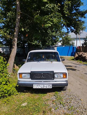 torpaqla barter maşınlar: VAZ (LADA) 2107: 1.5 l | 2002 il 85000 km Sedan — 1