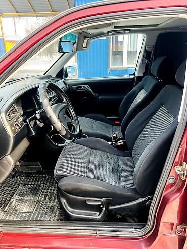 Volkswagen: Volkswagen Vento: 1993 г., 1.8 л, Механика, Бензин, Седан — 14