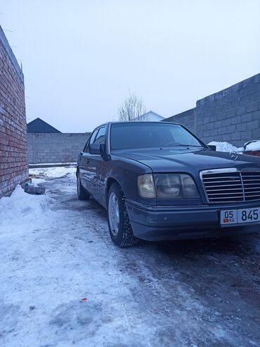 300000 сом машина: Mercedes-Benz E-Class: 1994 г., 2 л, Механика, Бензин, Седан