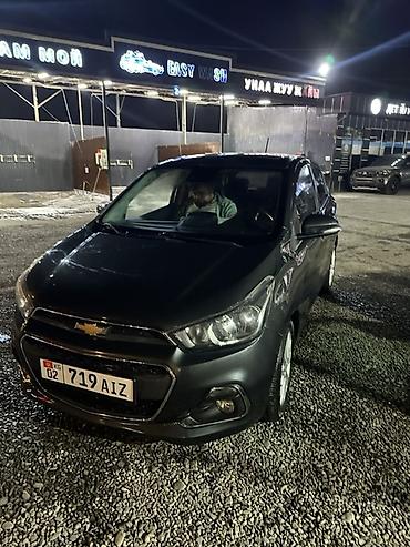Chevrolet: Chevrolet Spark: 2017 г., 1 л, Автомат, Бензин, Хэтчбэк — 2