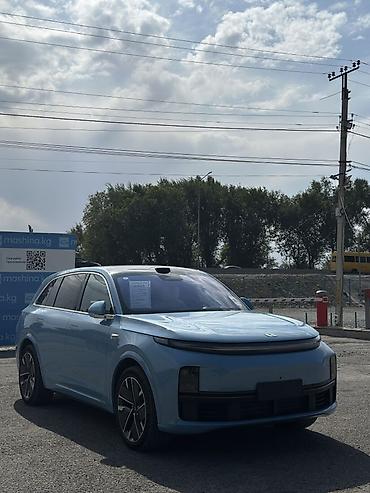 хунчи авто: Lixiang L7: 2025 г., 1.5 л, Автомат, Гибрид, Кроссовер — 3