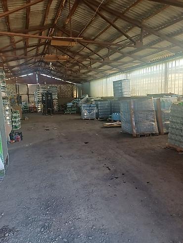 goranboyda ev satilir: Anbar sahəsi – 1 mərtəbəli, geniş və hündür tavanlı metal — 4
