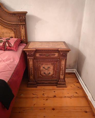 Qonaq otağı dəstləri: İşlənmiş, Kredit yoxdur, İtaliya — 8