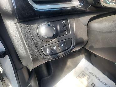 sprinter 4 4: Chevrolet Spark: 2020 г., 1 л, Вариатор, Бензин, Хэтчбэк — 2