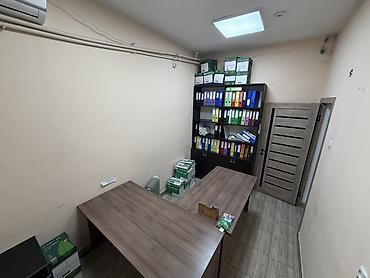 этажки: Сдаю Помещение целиком: 380 м², Отдельно стоящий магазин — 9