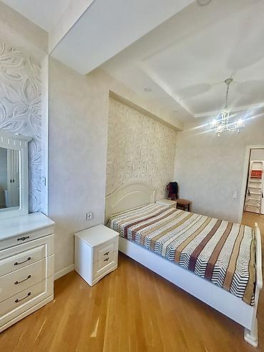 Квартиры: - Elmlər Metrosun Yanında - Bakı Dövlət Universitetin yaxınlığında - — 8