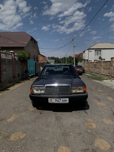 mercedes 600: Mercedes-Benz 190: 1993 г., 2 л, Механика, Бензин, Седан