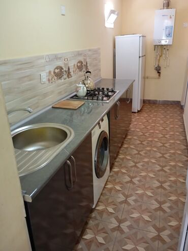 Günlük kirayə evlər: 150 kv. m, 4 otaqlı, Kombi, Qaz, İşıq — 8