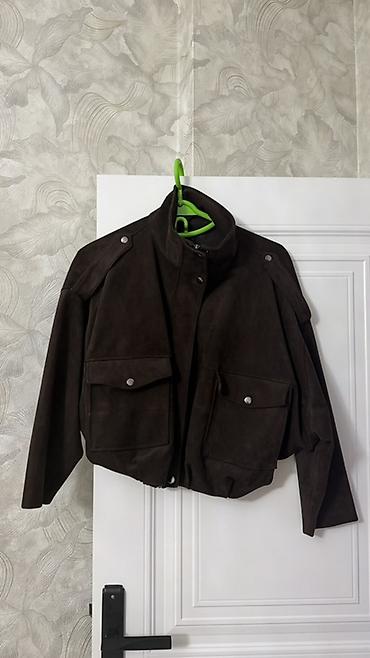 Куртки: Təsvir: - Qaranlıq qəhvəyi rəngdə, qısa kəsimli suede (zamşa — 1
