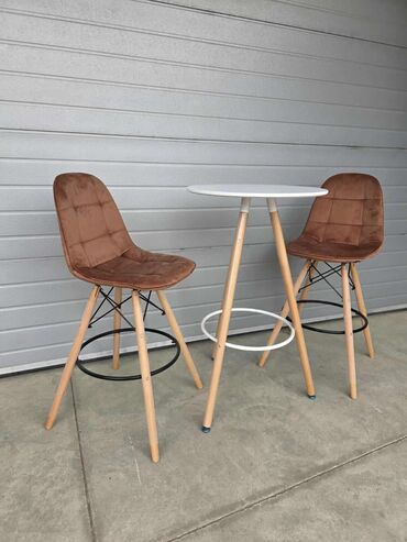 Ostalo: Stolice 9000 — 2