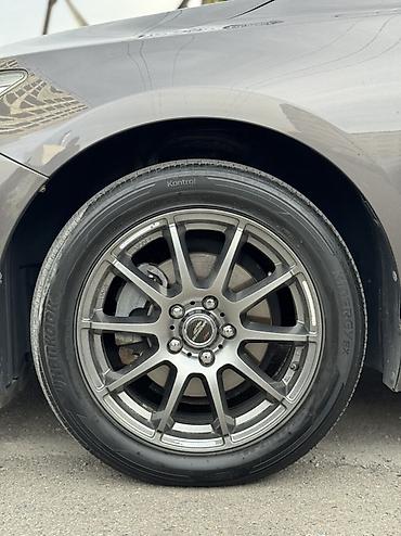 армения номер: Toyota Camry: 2017 г., 2.5 л, Автомат, Бензин, Седан — 4