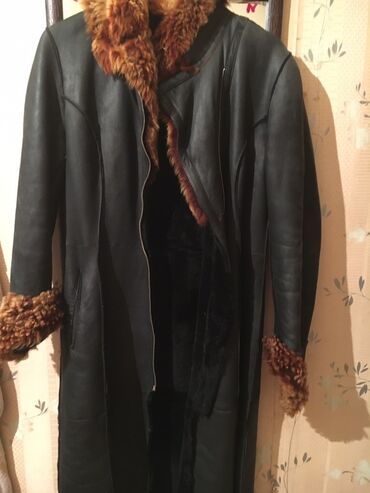 шубы из ламы: Пальто, L, XL, цвет - Черный