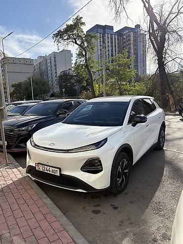 Changan: Changan Qiyuan Q05: 2026 г., Автомат, Электромобиль, Кроссовер — 2