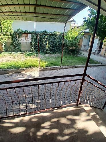Долгосрочная аренда комнат: 250 м², Без мебели — 57