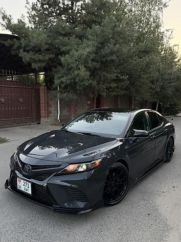 Toyota Camry: 2023 г., 3.5 л, Автомат, Бензин, Седан at lalafo.kg Toyota Camry: 2023 г., 3.5 л, Автомат, Бензин, Седан