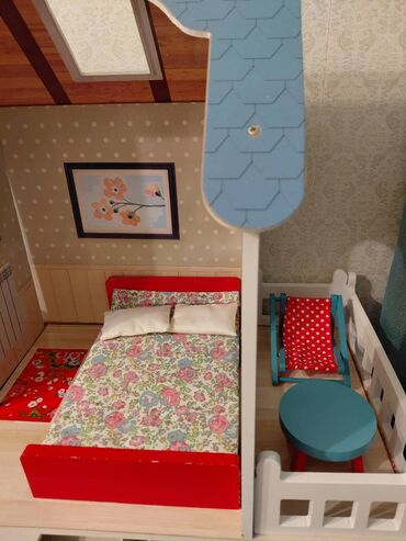 Oyuncaqlar: Продаётся игровой деревянный домик для кукол Entertainer, с мебелью и — 5