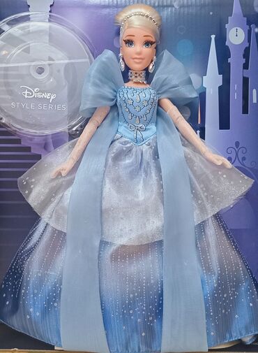 бизи дом: Продаю оригинальную куклу Золушку фирмы Hasbro. ( Disney Style Series