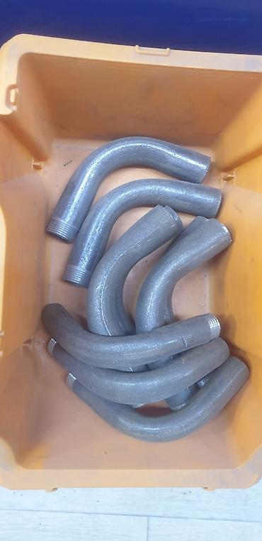 Муфты для соединения труб: Соединительная муфта, изготовленная из металла, с резьбой на обоих — 12