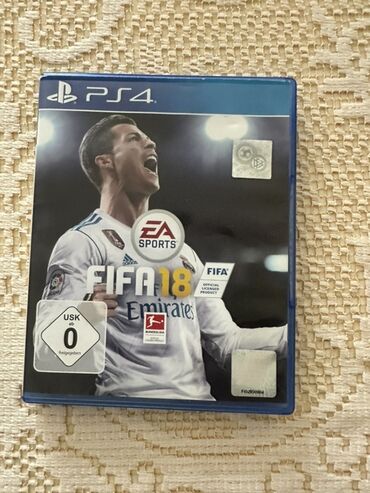 inter: PS4 üçün FIFA 18 – orijinal Blu‑ray disk və korpus - Platforma