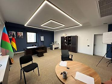 samir eliyev: İcarəyə verilir 2 otaqlı ofis 110 m², Nərimanov r. Daha 7 şəklə bax — 5