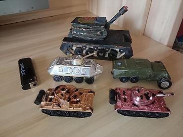 Игрушки: Набор игрушечных транспортных средств Состав: - Большой автовоз с — 12