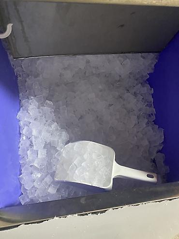 ice glok: Промышленный льдогенератор с накопительным бункером - Тип — 8