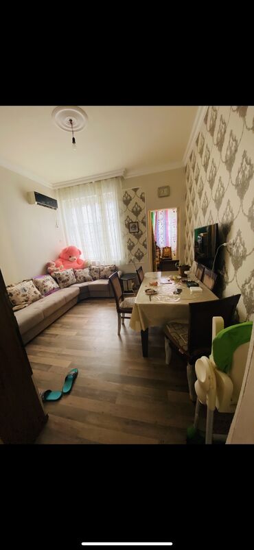 işlənmiş nərdivan: Künc divan, İşlənmiş, Açılan