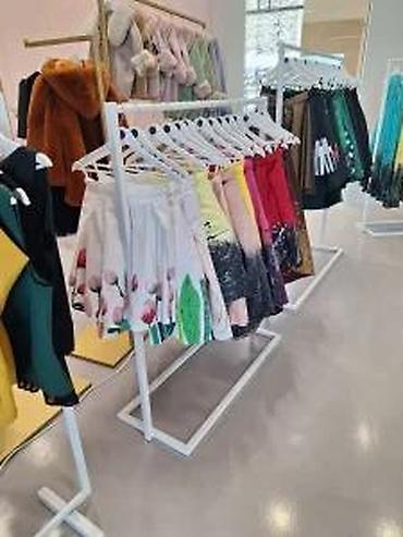 afrodita moda: OPREMANJE BUTIKA ŠTENDERI PO MERI X567 | Metalna plastificirana — 6