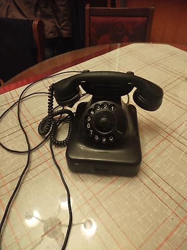 Fiksni telefoni: Stari retro fiksni Simens bakelitni telefon vintageRadi. Malo se — 18