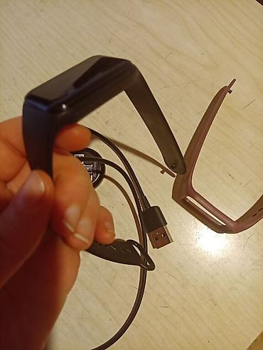 samsung gear: Smart saat qadın üçün kəməri və zaryatka şunuru ilə birlikdə satılır — 3