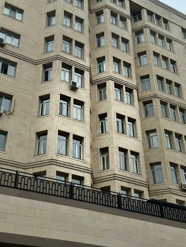 киевская манаса: 3 комнаты, 150 м², Элитка, 10 этаж, ПСО (под самоотделку)