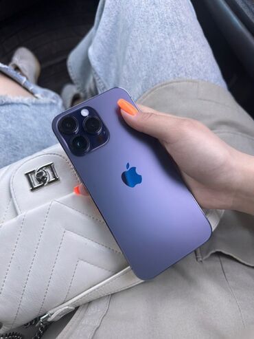 меняю на iphone: IPhone 14 Pro Max, Б/у, 128 ГБ, Deep Purple, Зарядное устройство, Чехол, Коробка, 84 %