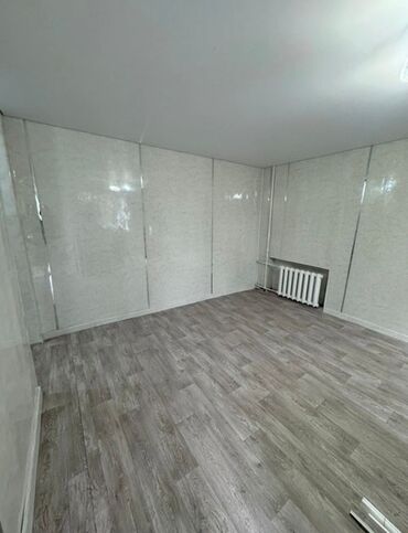 однокомнатная квартира продается: 1 бөлмө, 30 кв. м, Хрущевка, 3 кабат, Косметикалык ремонт