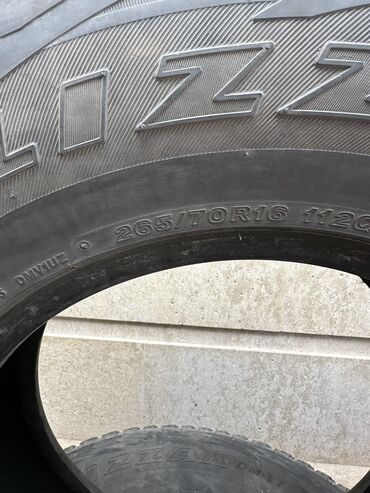 205 70 15 сешка: Шины 265 / 70 / R 16, Зима, Б/у, Комплект, Япония, Bridgestone