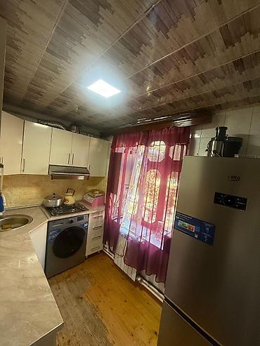 Mənzil kirayələyirəm: Mənzilin təsviri 67000 min SATILIR - Geniş, işıqlı zal: L formalı — 12