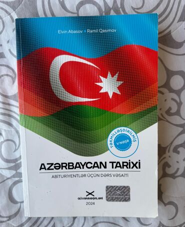 Azərbaycan tarixi dərslik güvən çox az,səliqəli istifadə olunub. İçi